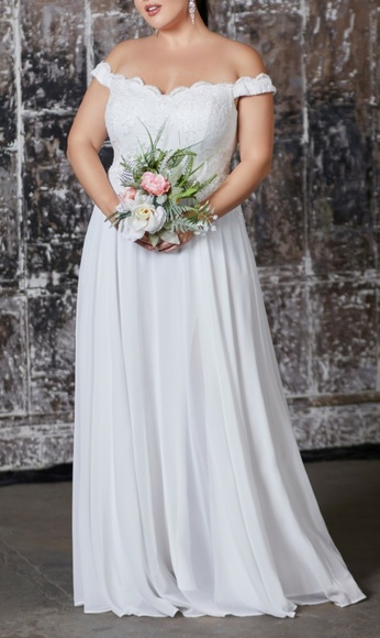 7258 Dresses & Skirts - New off shoulder wedding dress, plus size gown